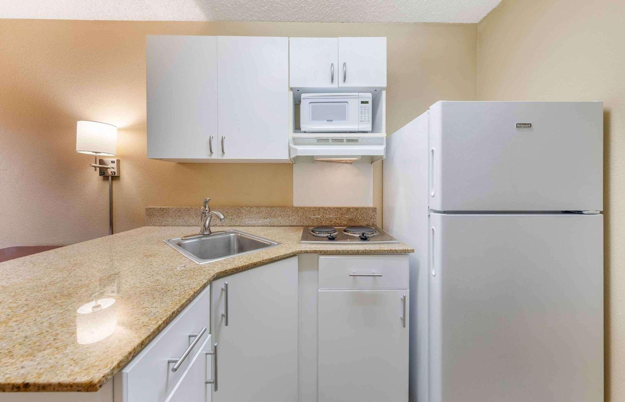 Extended Stay America Suites - Los Angeles - Ontario Airport Guasti Exteriör bild